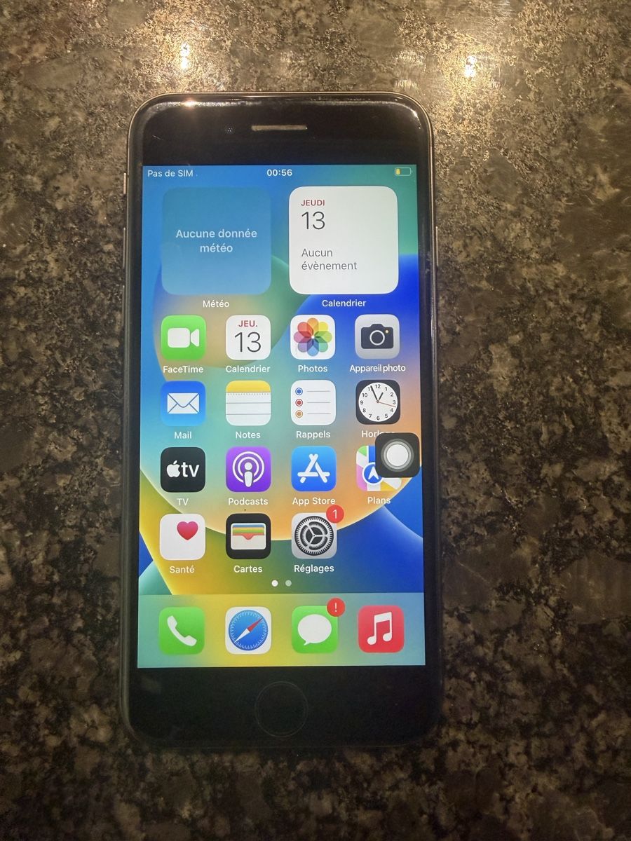 Apple Telefoni cellulari / Smartphones: iPhone 8 64go - batterie 89%  – Usato da Yverdon-les-Bains venduto da ame_7f2x 1