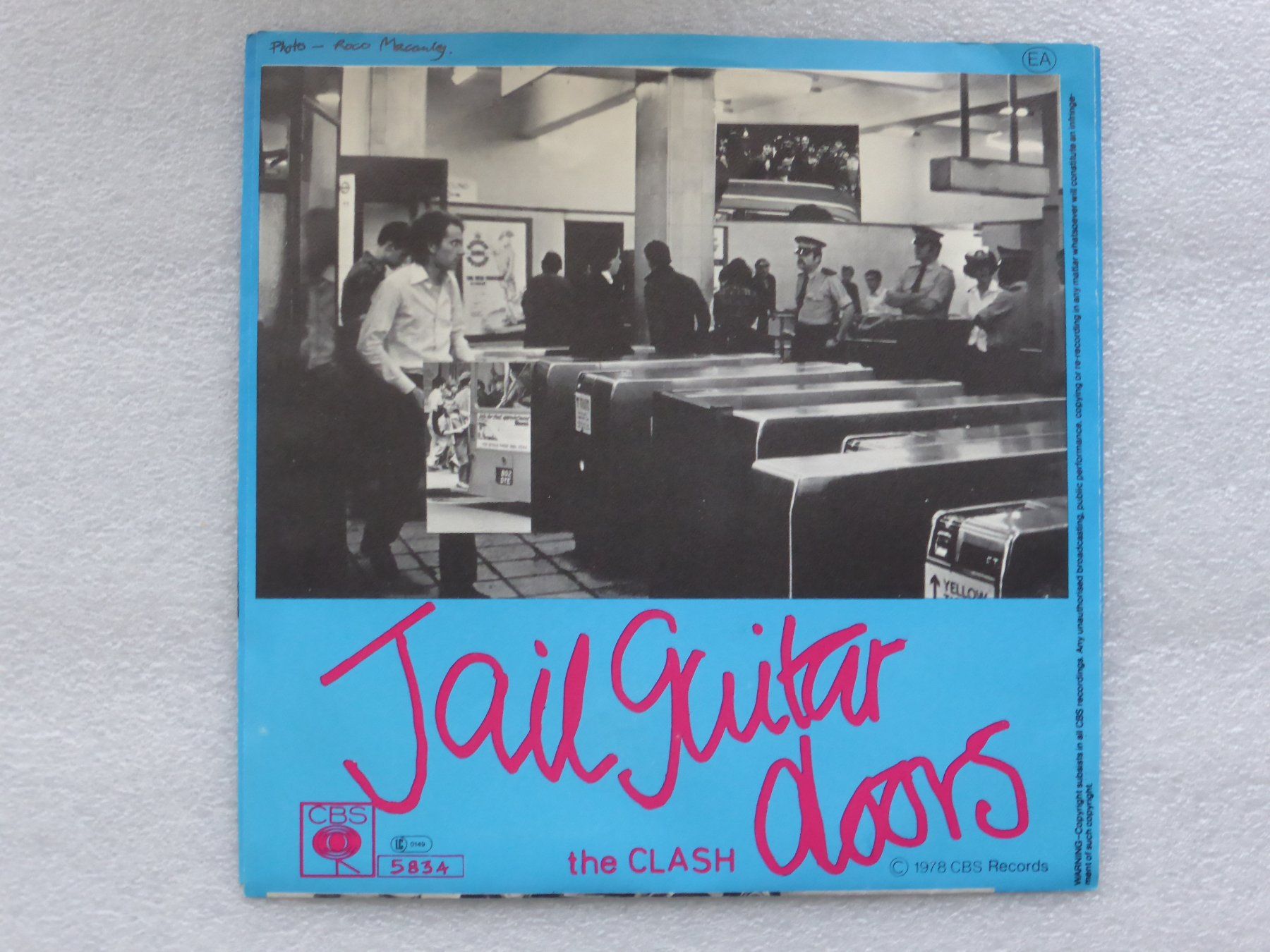 Dischi in vinile: Vinyl Single   THE CLASH – Usato da Küssnacht am Rigi venduto da Mondkinder 3