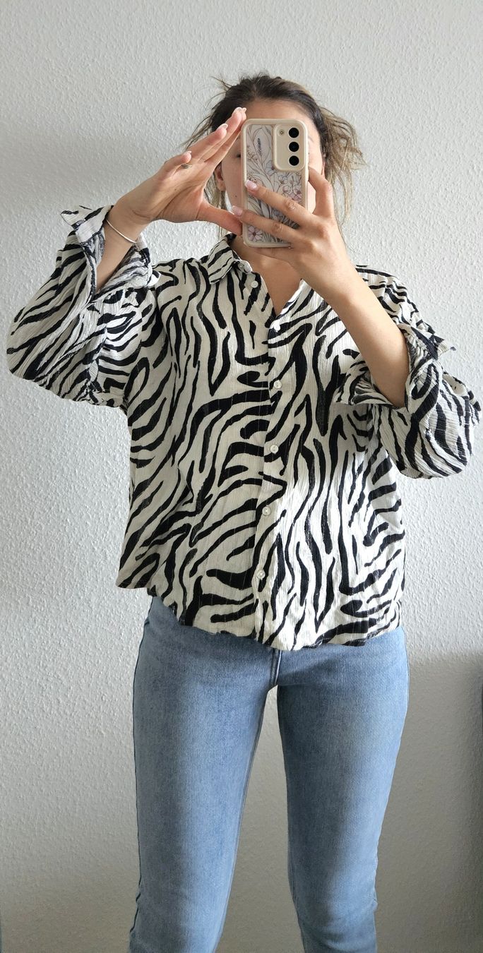 Blusen: Chemise KIABI comme neuve – Neu (gemäss Beschreibung) aus Nyon von nay_y72c 1