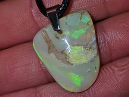 Natürlicher australischer Boulder Opal Anhänger
