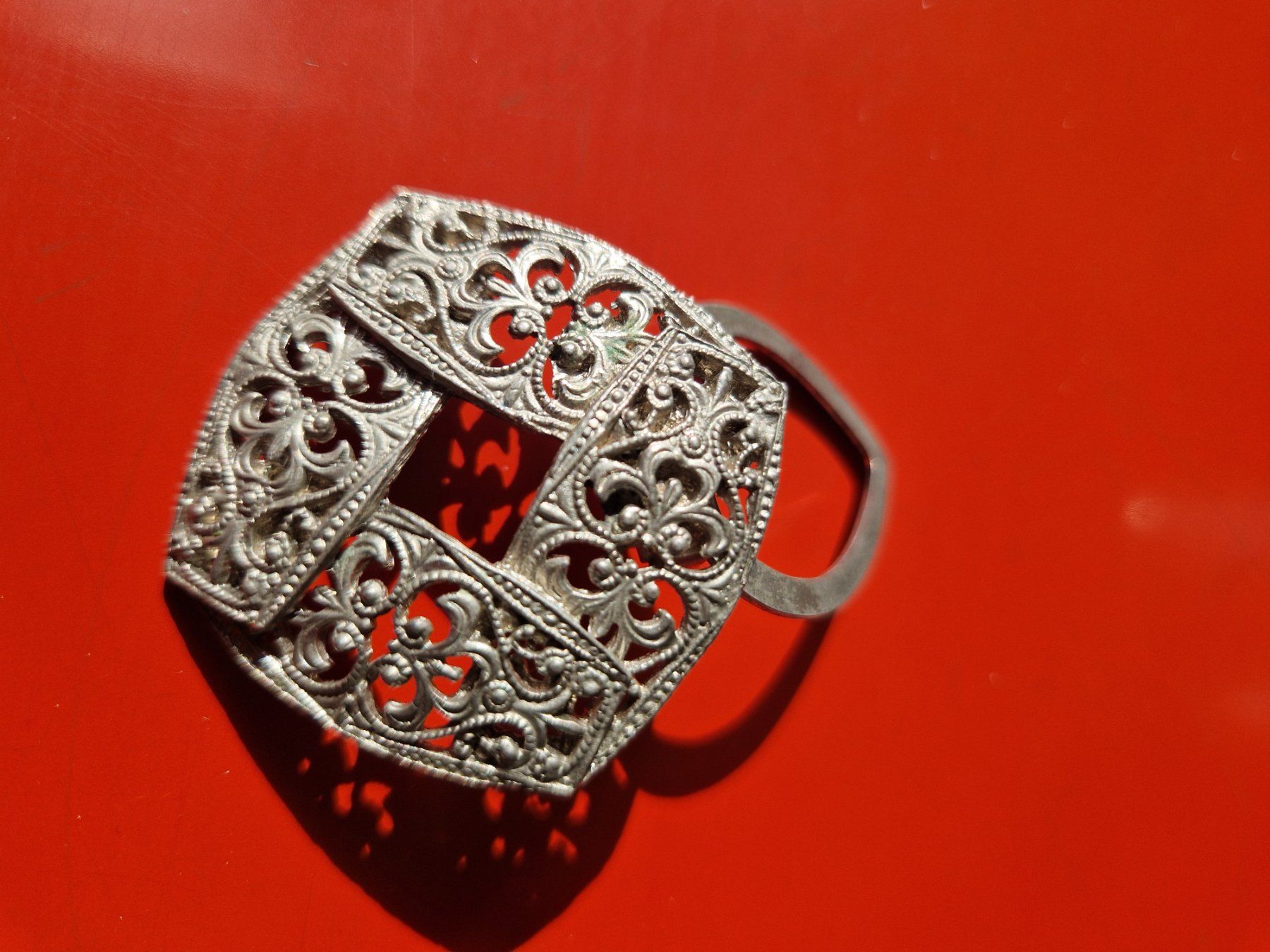 Ciondoli: Vintage Dress-Clip – Usato da Fislisbach venduto da mka_km8f