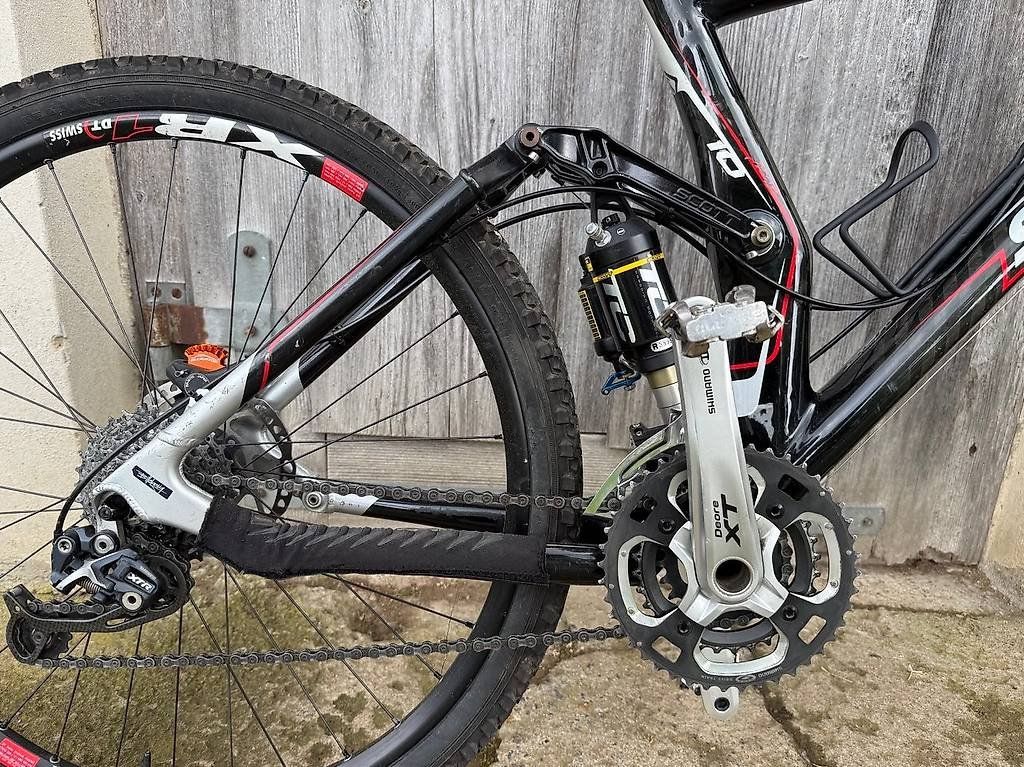 Scott Biciclette: Scott Genius 10 Carbon - Rahmengrösse L – Usato da Wald ZH venduto da rem_pt99 1