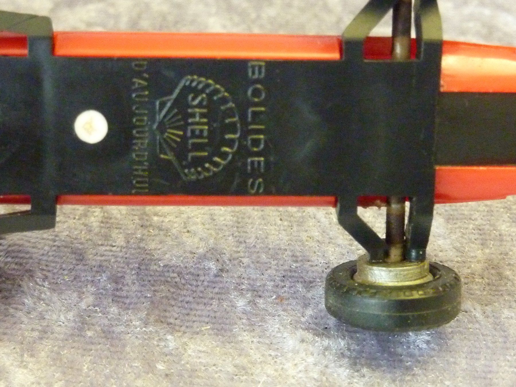 Ferrari Modellini d'auto: Ferrari Bolides Shell 1:43 – Usato da Dürrenäsch venduto da modellautos4you 4