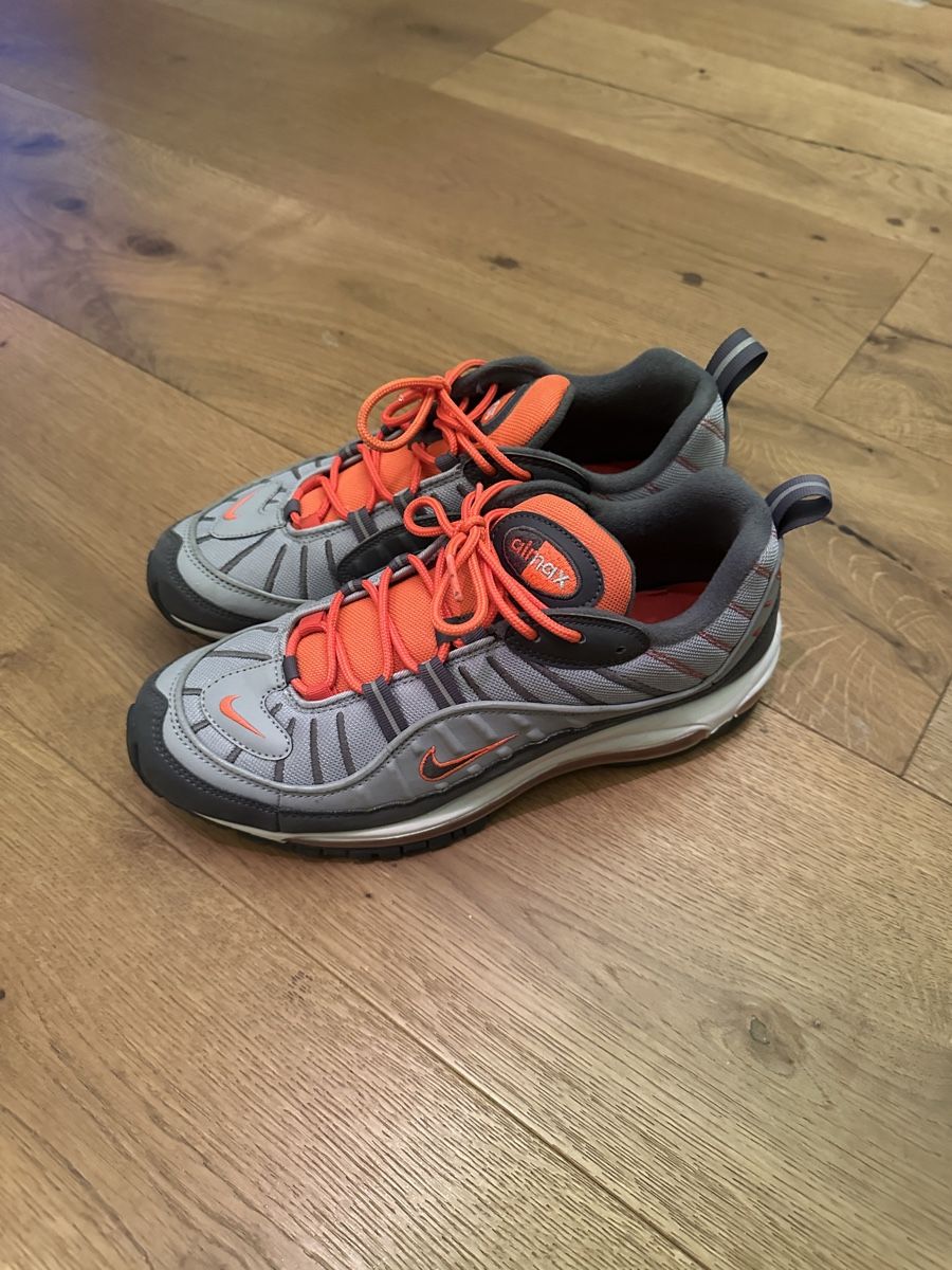 Nike Scarpe da uomo: nike air 720 – Usato da Chur venduto da Luca2144
