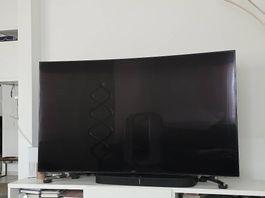 Samsung Curved TV 65"