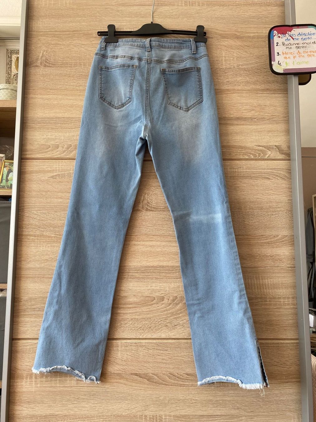 Shein Jeans: Jeans flare – Usato da Montreux venduto da Izapeche811 1