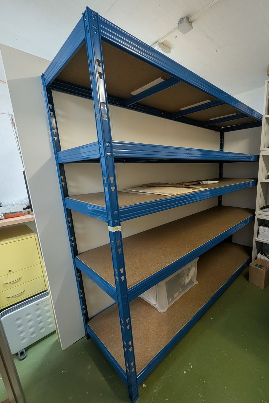 Scaffali: Schwerlastregal Mega mit 5 Böden, – Usato da Lützelflüh-Goldbach venduto da Luethi87
