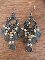 Modeschmuck (Hänckel für ins Ohr ist aus silber)