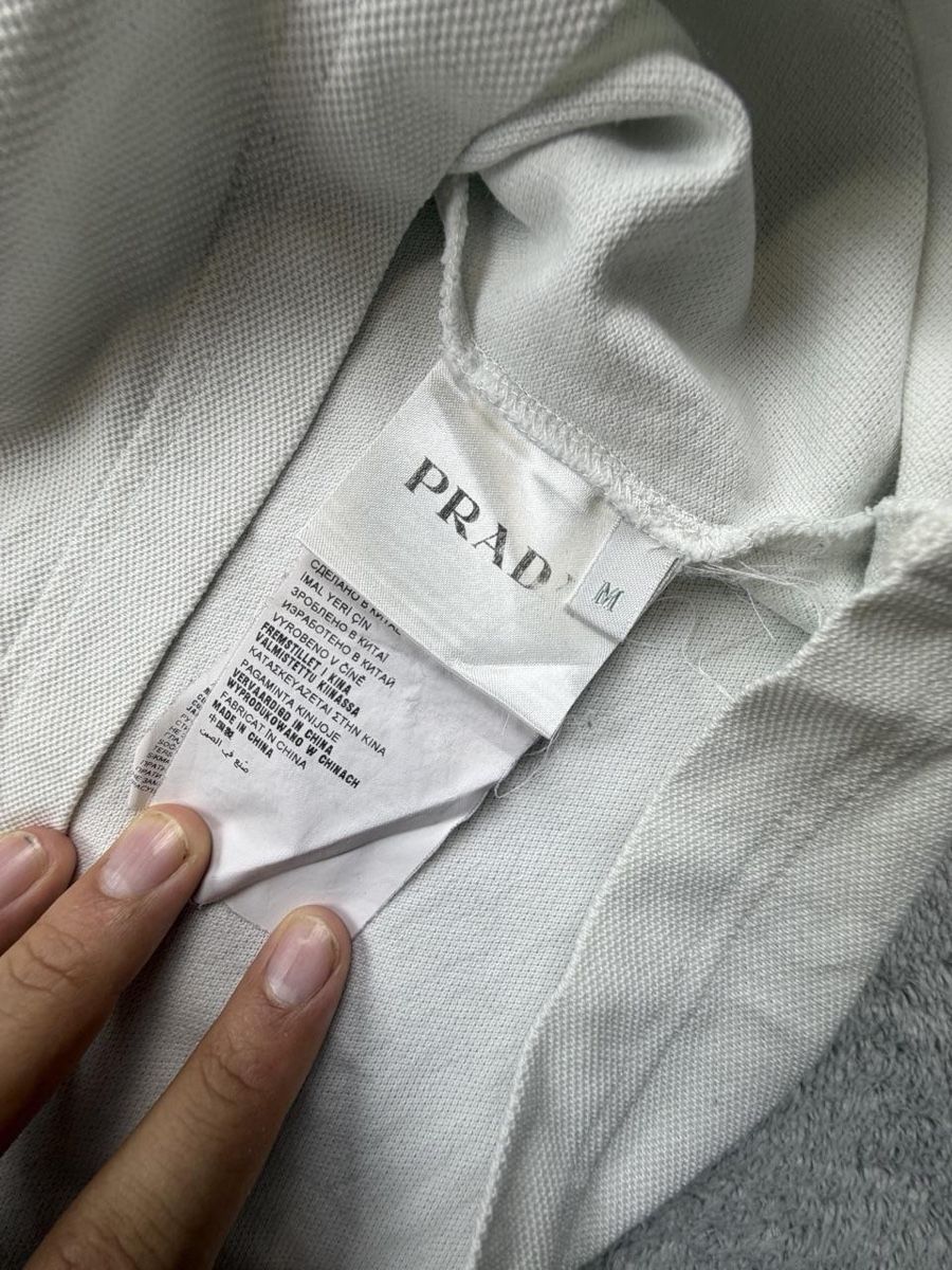 Prada Polo-Shirts: Prada polo – Gebraucht aus Erlinsbach SO von TogaResell 5