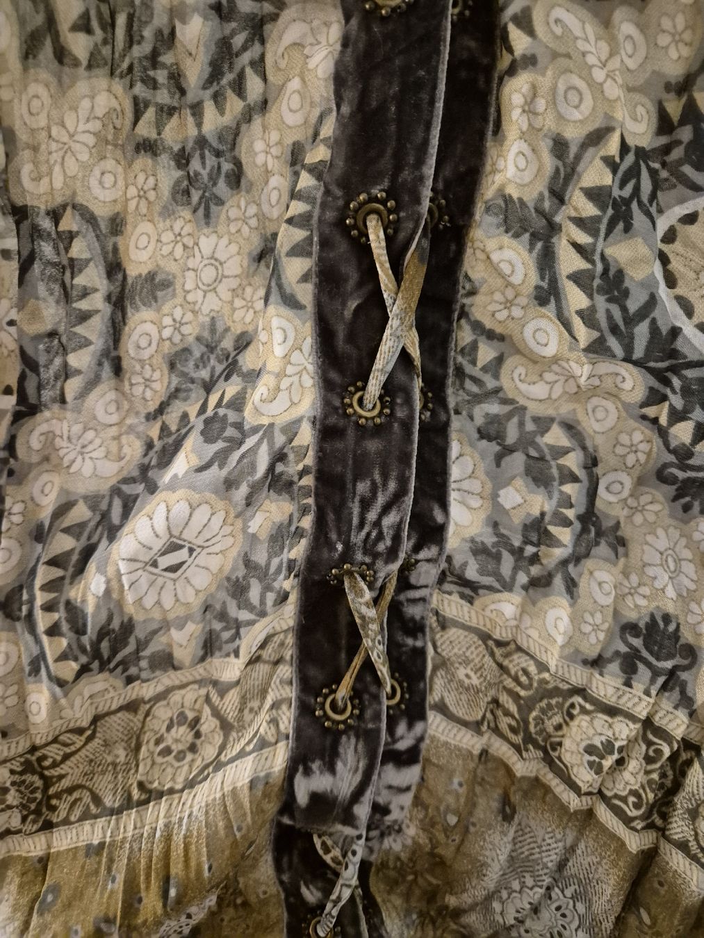 Camicette: Bluse Gr. S/M – Usato da Thalwil venduto da Briscolina 2