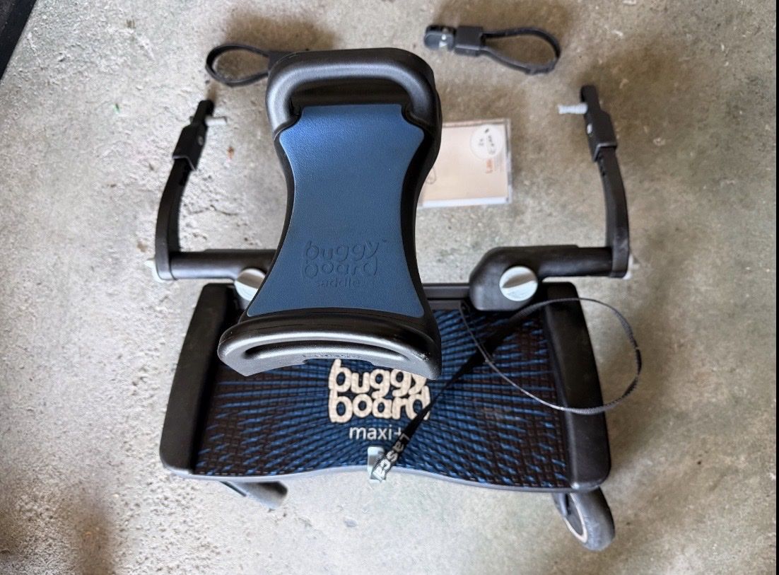Lascal Accessori per carrozzine: Lascal BuggyBoard Maxi+ mit Sattel schwarz – Usato da Dübendorf venduto da DR9011