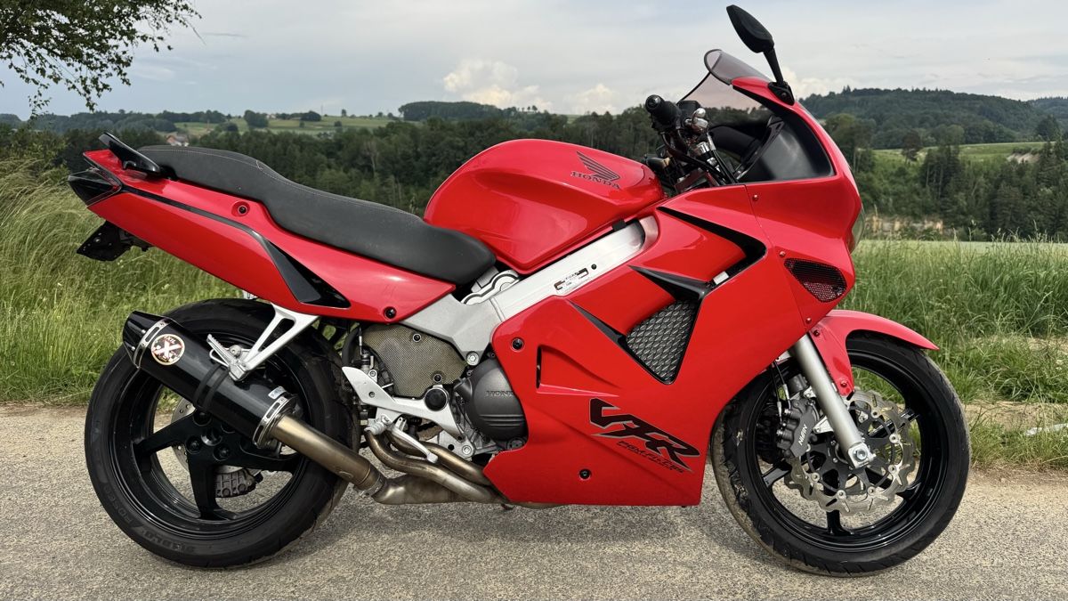 Honda Strasse: Honda VFR 800 Fi – Gebraucht aus Cheyres von JBLcharly 7