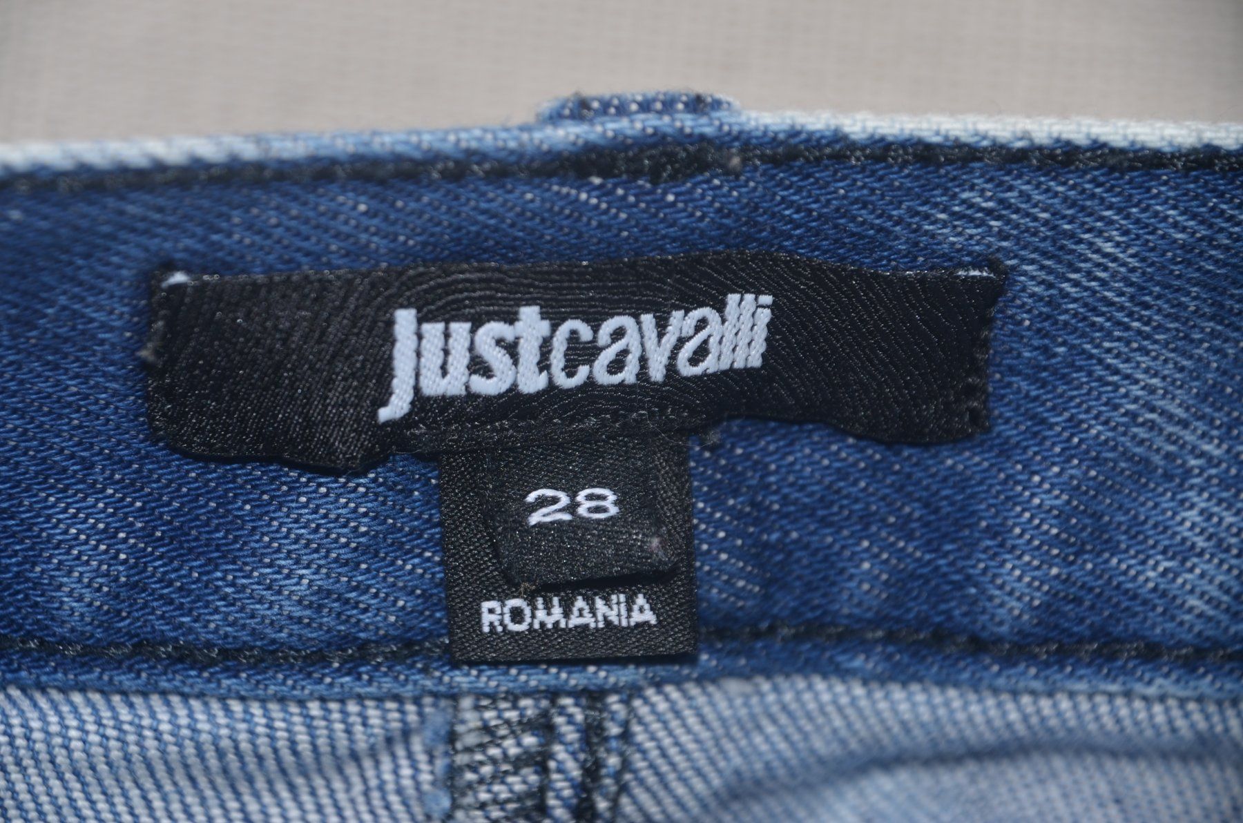 Roberto Cavalli Pantaloni: Shorts Just Cavalli  .38 – Usato da Collonges venduto da Allegree 4
