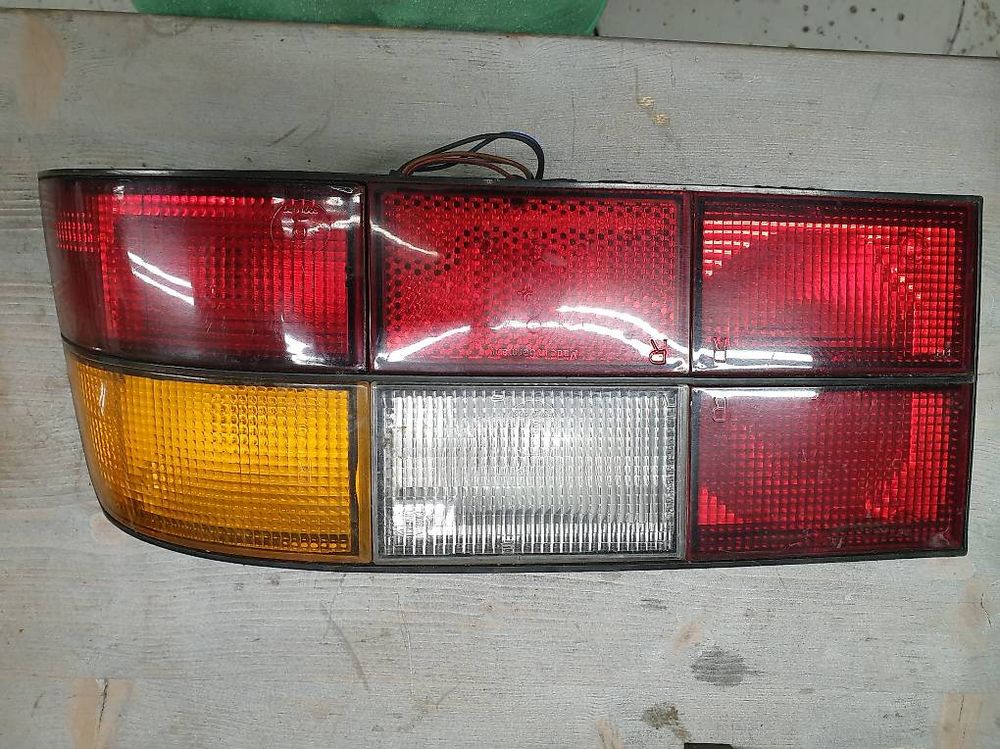 Porsche 944 Rücklampe rechts (Gebraucht) in Oberhasli für CHF 80 – nur ...