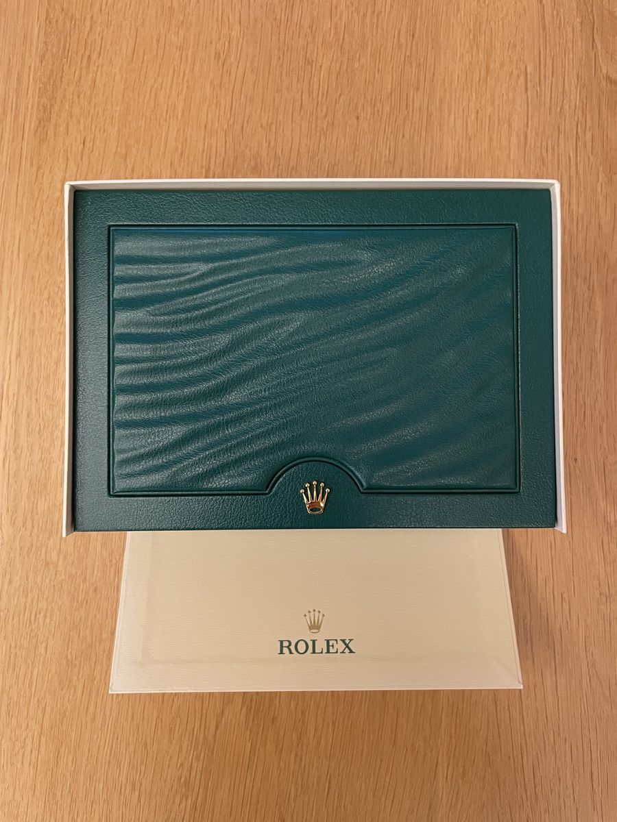 Rolex Orologi: Rolex Datejust 41 Blue (Model 126334) - Full Set – Nuovo (secondo la descrizione) da Zürich venduto da Adil12 4