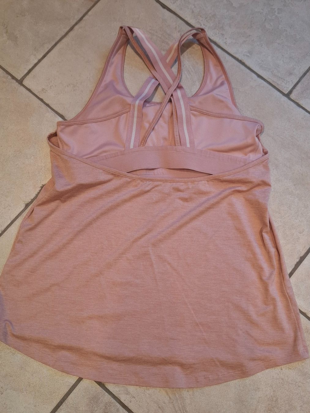 H&M Top: Sporttop H&M Gr.M, rosa – Usato da Wenslingen venduto da kasjupeia 1