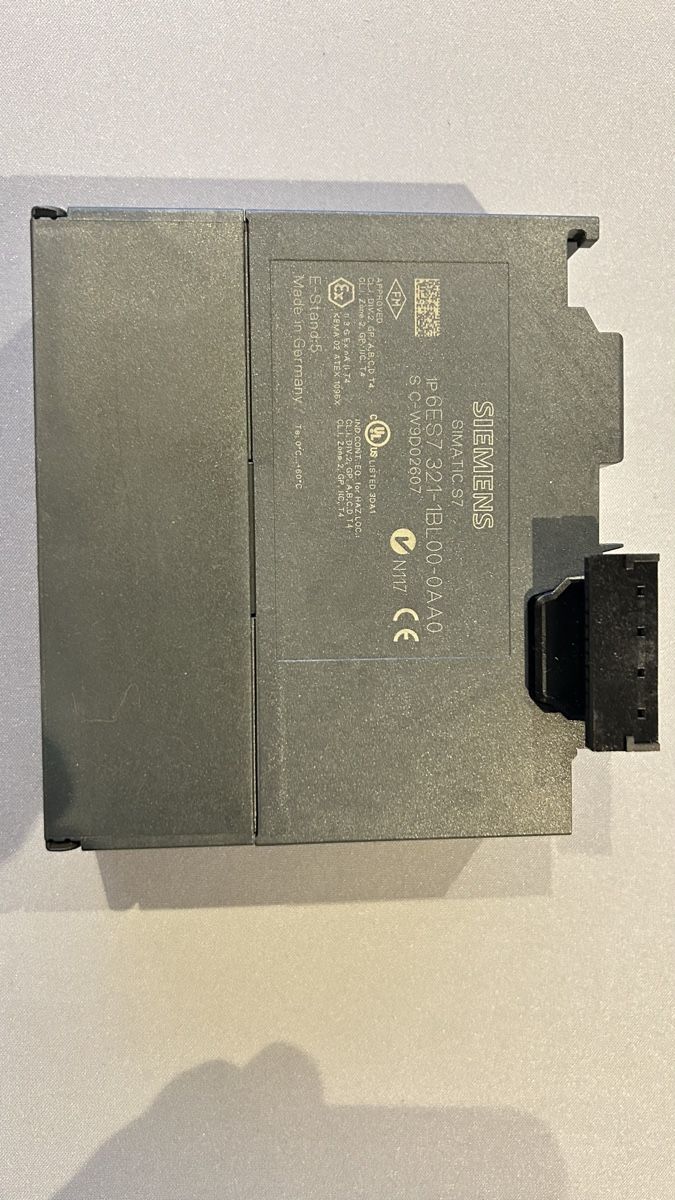 Siemens Elektronikbauteile: Siemens SM321 DI 32xDC 24V – Gebraucht aus Oberstetten von puenti1 1