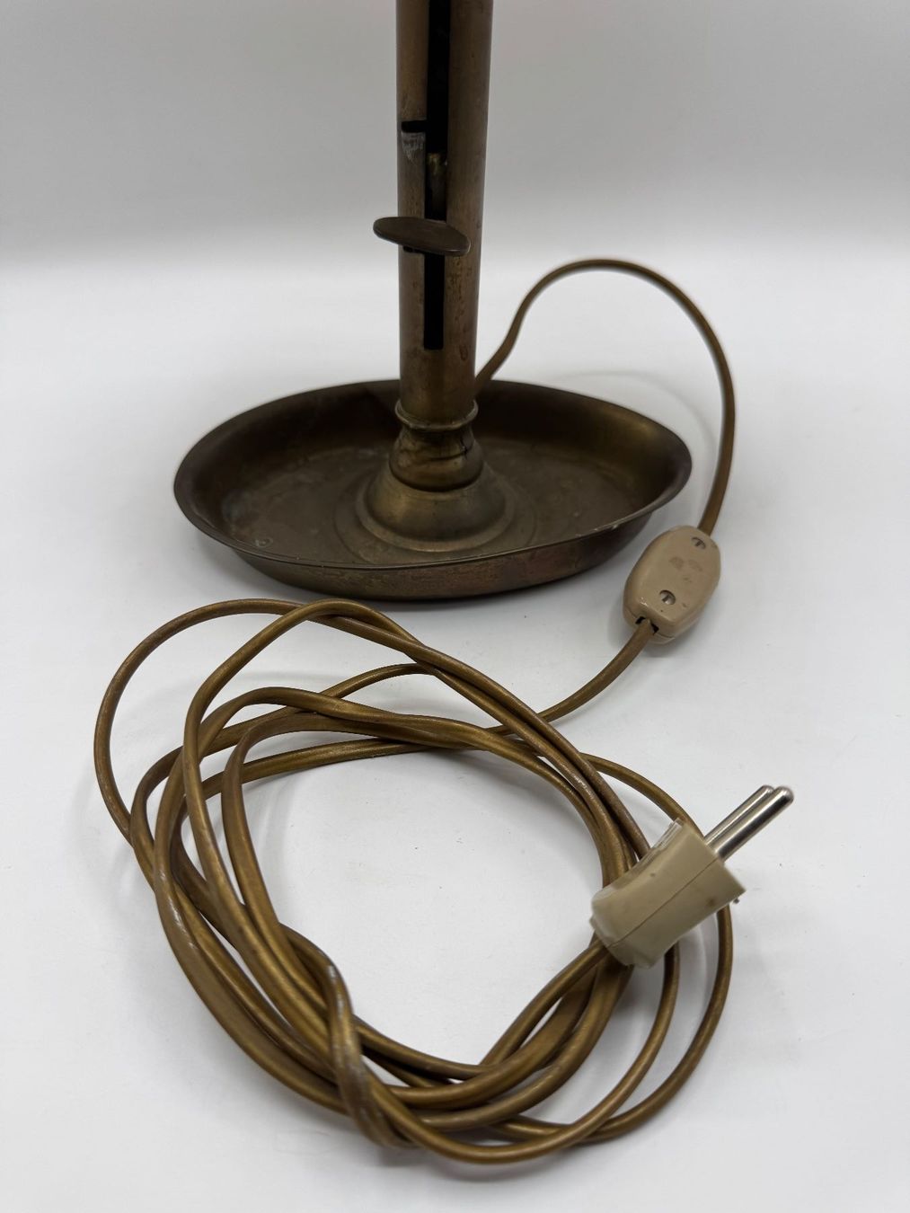 Lampade: Vintage Lampe, Messing, mit Stoffschirm – Usato da Sachseln venduto da BONATI01 1
