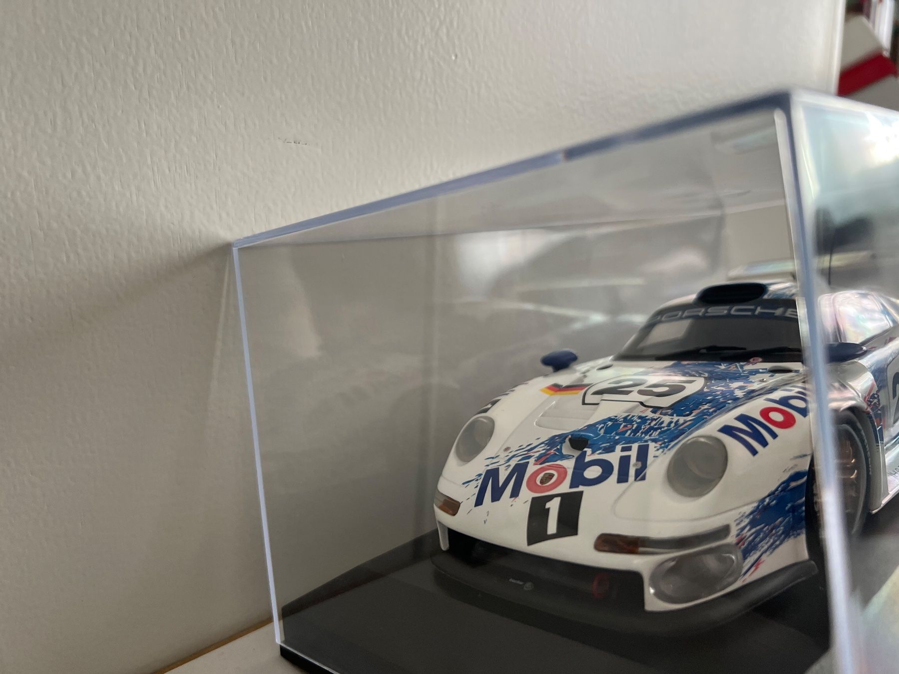 UT Models Modellautos: Porsche 911 GT1 UT Models | Rare – Gebraucht aus Weinfelden von Sagun 3