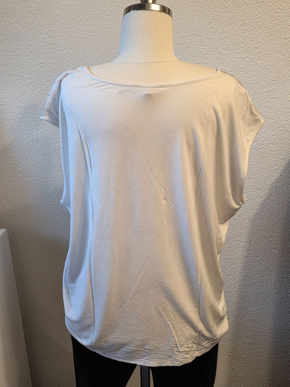 Calvin Klein Top: Oberteil mit Pailletten – Usato da Neerach venduto da Basile1 5