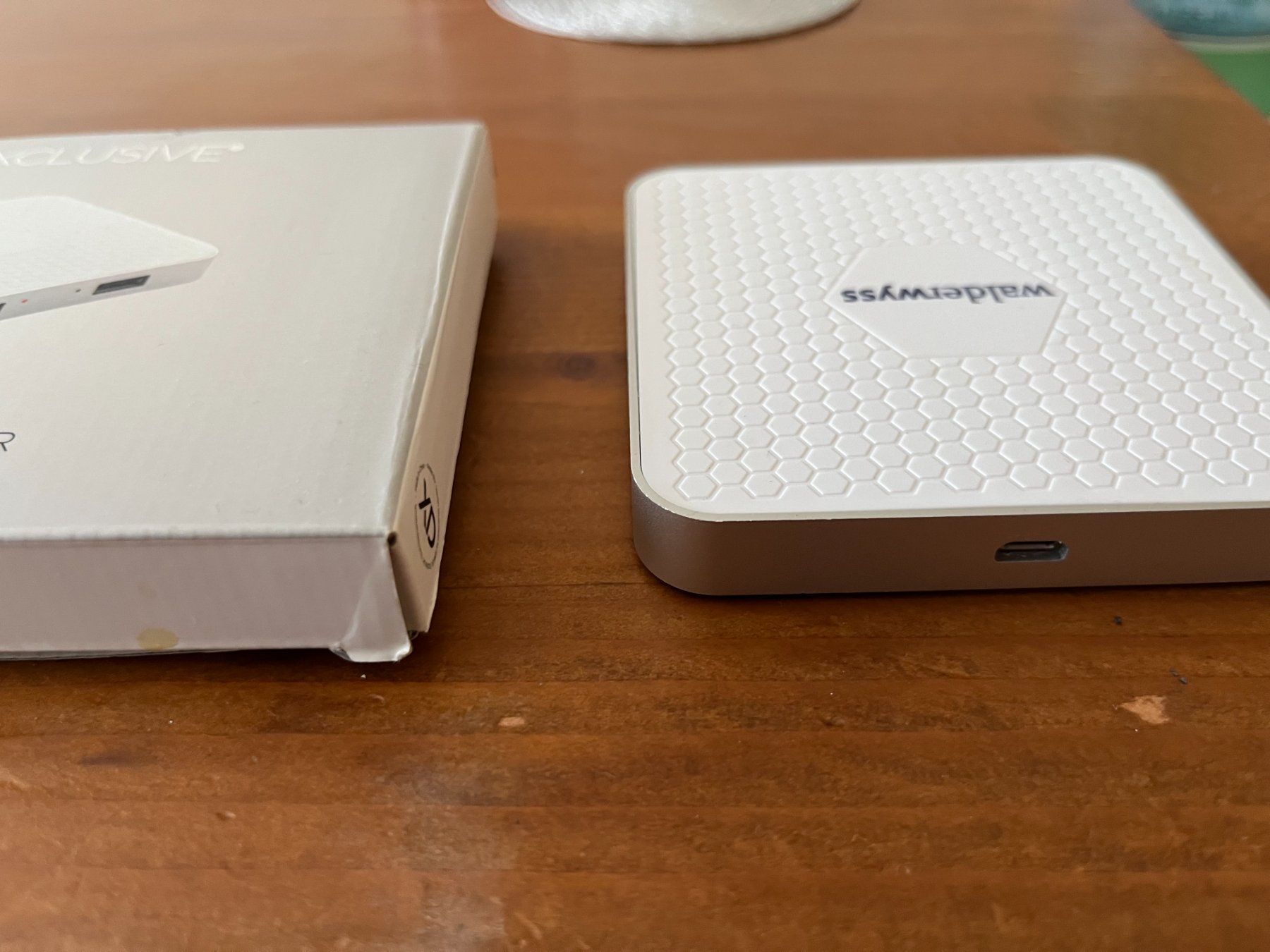 Apple Ladegeräte: Vibe 5W Wireless-Charger – Gebraucht aus Winterthur von fla_hwg8 2