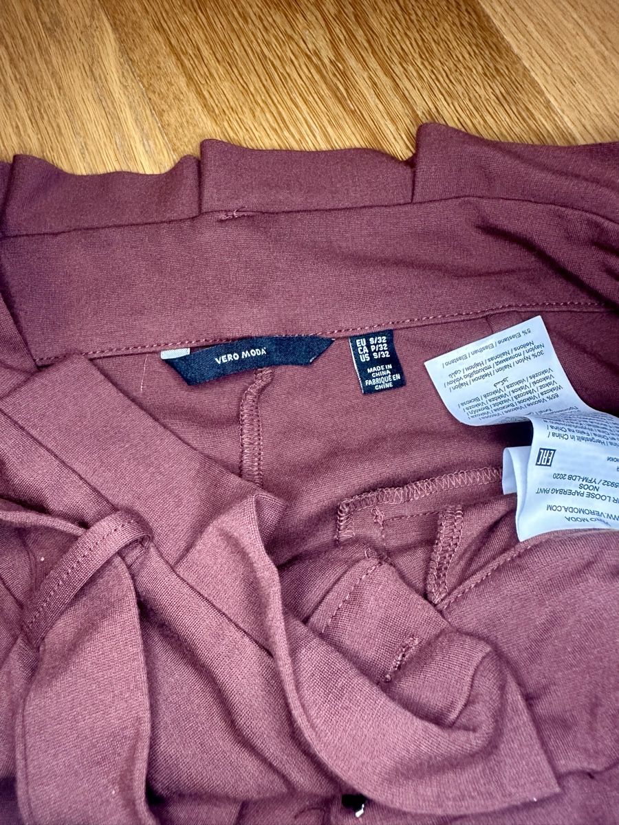 Vero Moda Pantalons: Vero Moda Hose S – D'occasion à Pfaffhausen par Klaras_second_hand 2