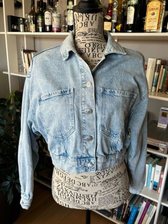 BERSHKA JEANS JACKE S