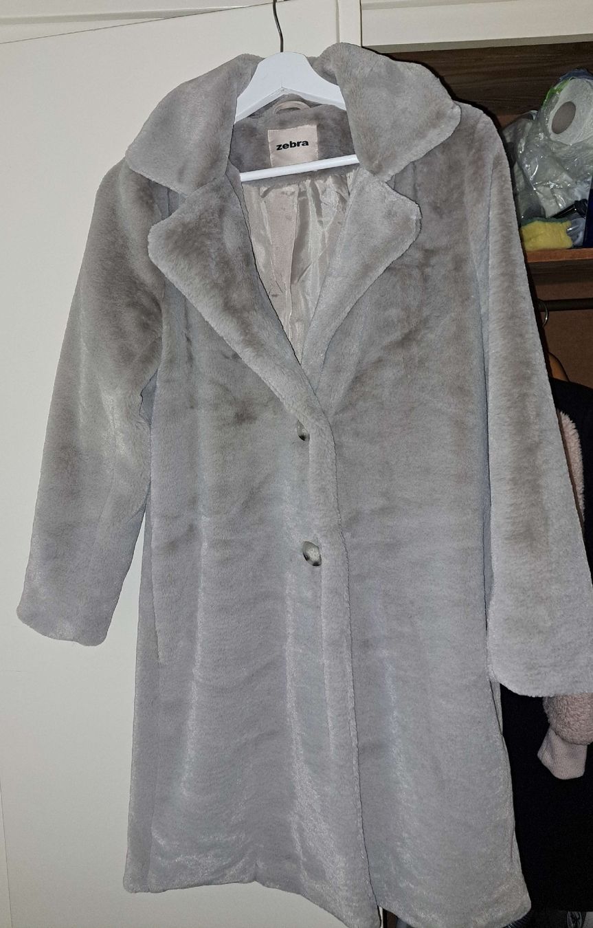 Zebra Mäntel: Kuscheliger Kunstfellmantel Gr. S Zebra – Gebraucht aus Wetzikon ZH von secondhandsfashion 1