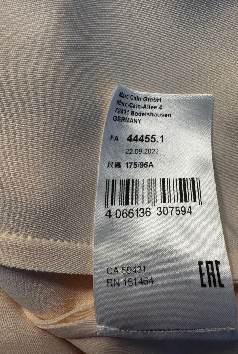 Marc Cain Jacken: Marc Cain Blazer Damen 38 creme – Gebraucht aus Liestal von Ballybs 3