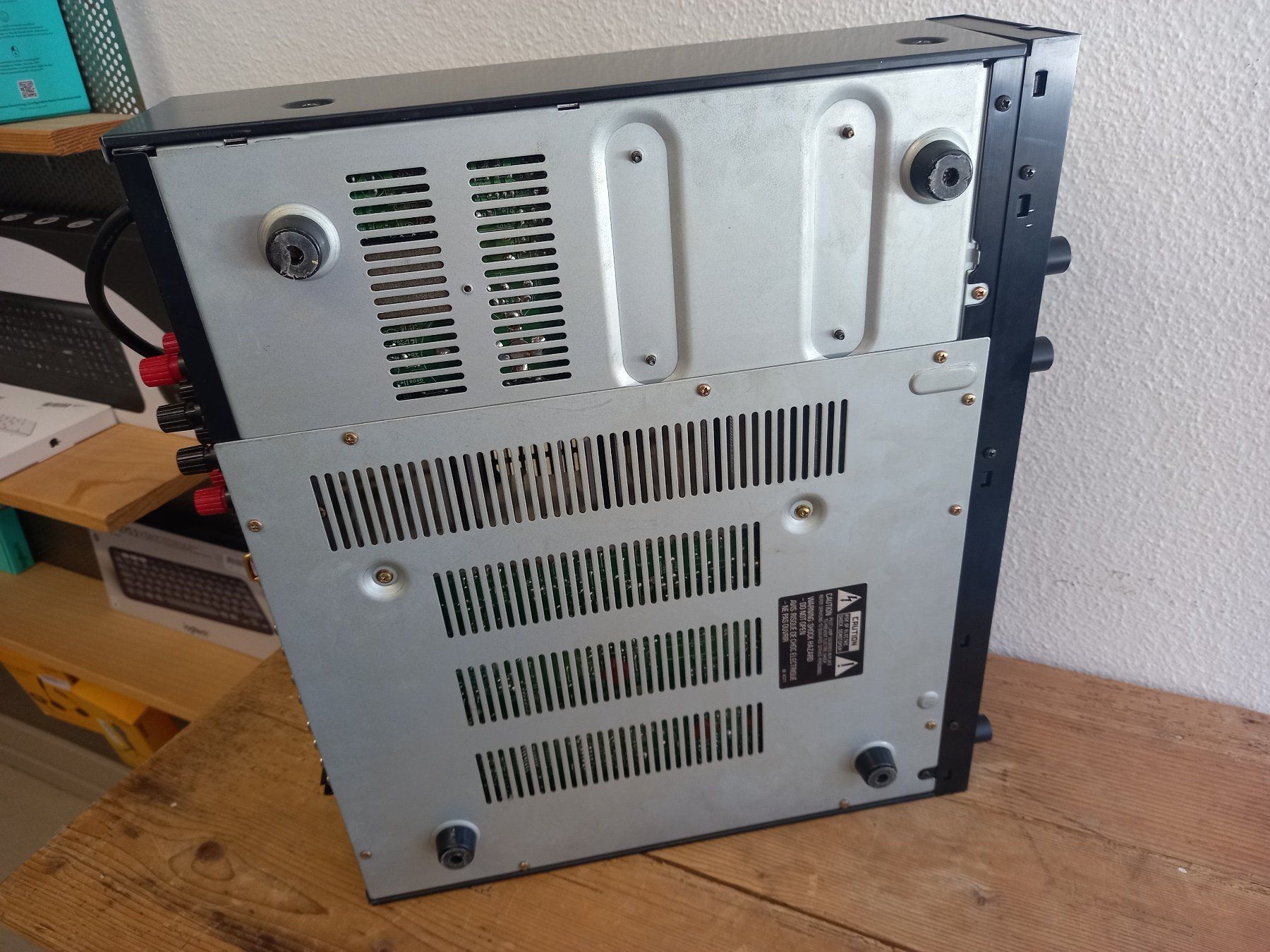 Nakamichi Verstärker: Nakamichi SR-4 E Verstärker – Defekt aus Prez-vers-Siviriez von Monija70 9