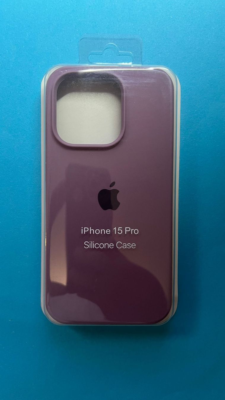 Coques & Protection écran: Coque Apple iPhone 15 Pro \ Apple iPhone 15 Pro Hülle – Neuf avec emballage d'origine à St-Cergue par vpr_7v8g