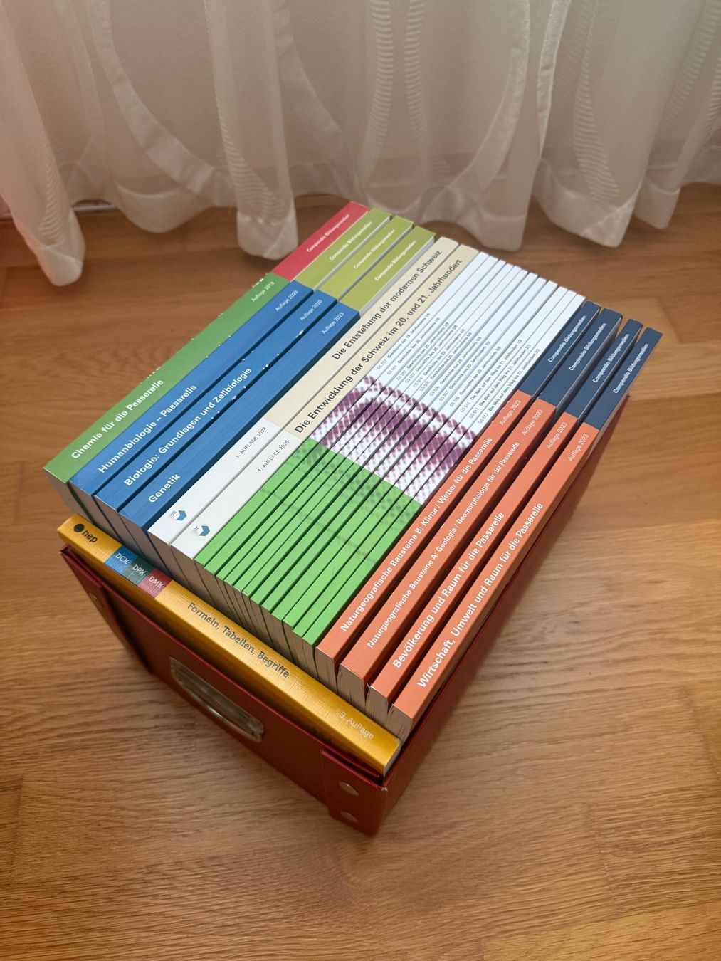 Bücher: Passerelle Compendio Bücher Solothurn 2025/26 – Gebraucht aus Oensingen von Aukselis 2
