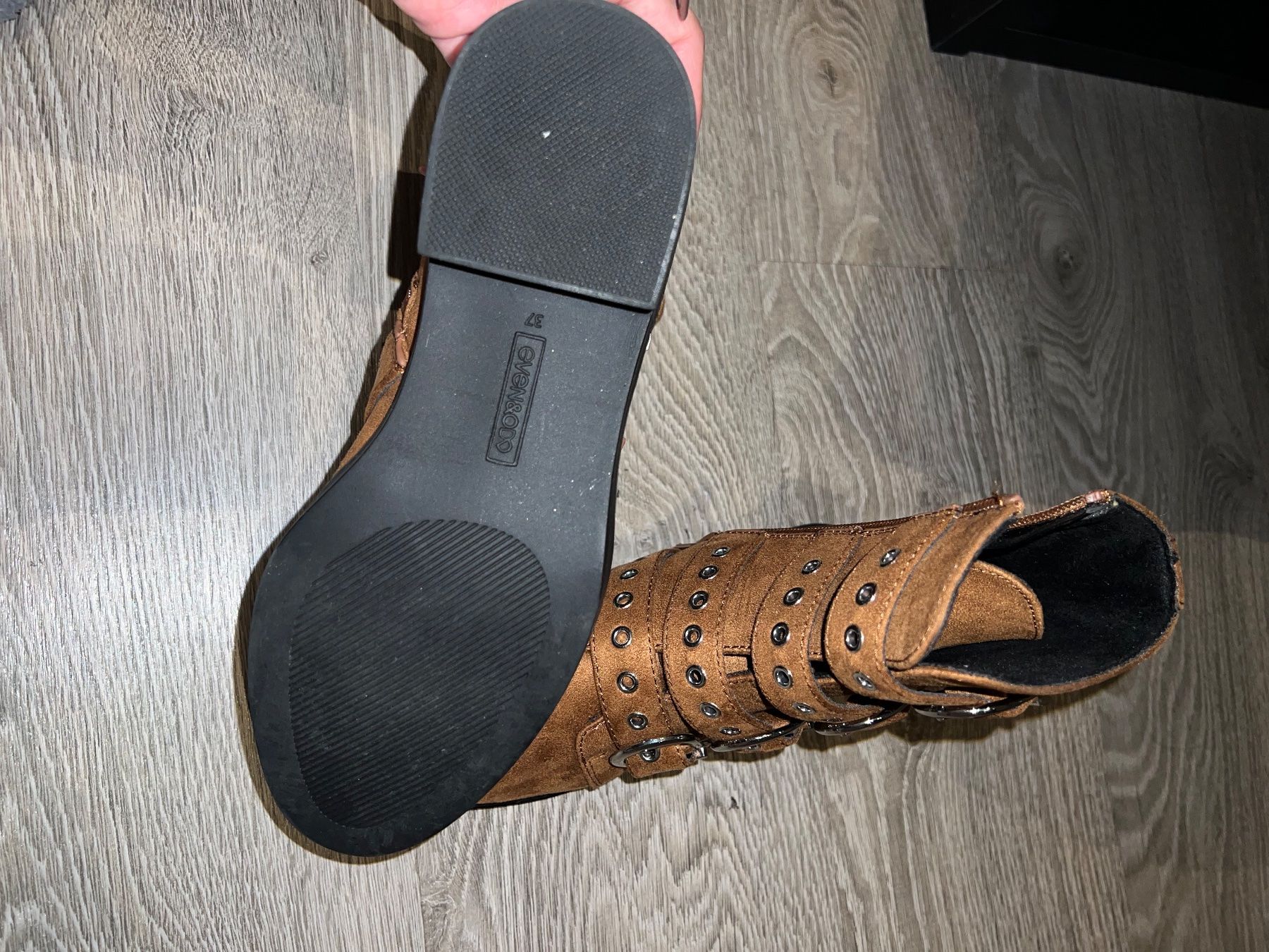 Damenschuhe: Bottines – Gebraucht aus St-Pierre-Clages von loc_8vtz 1