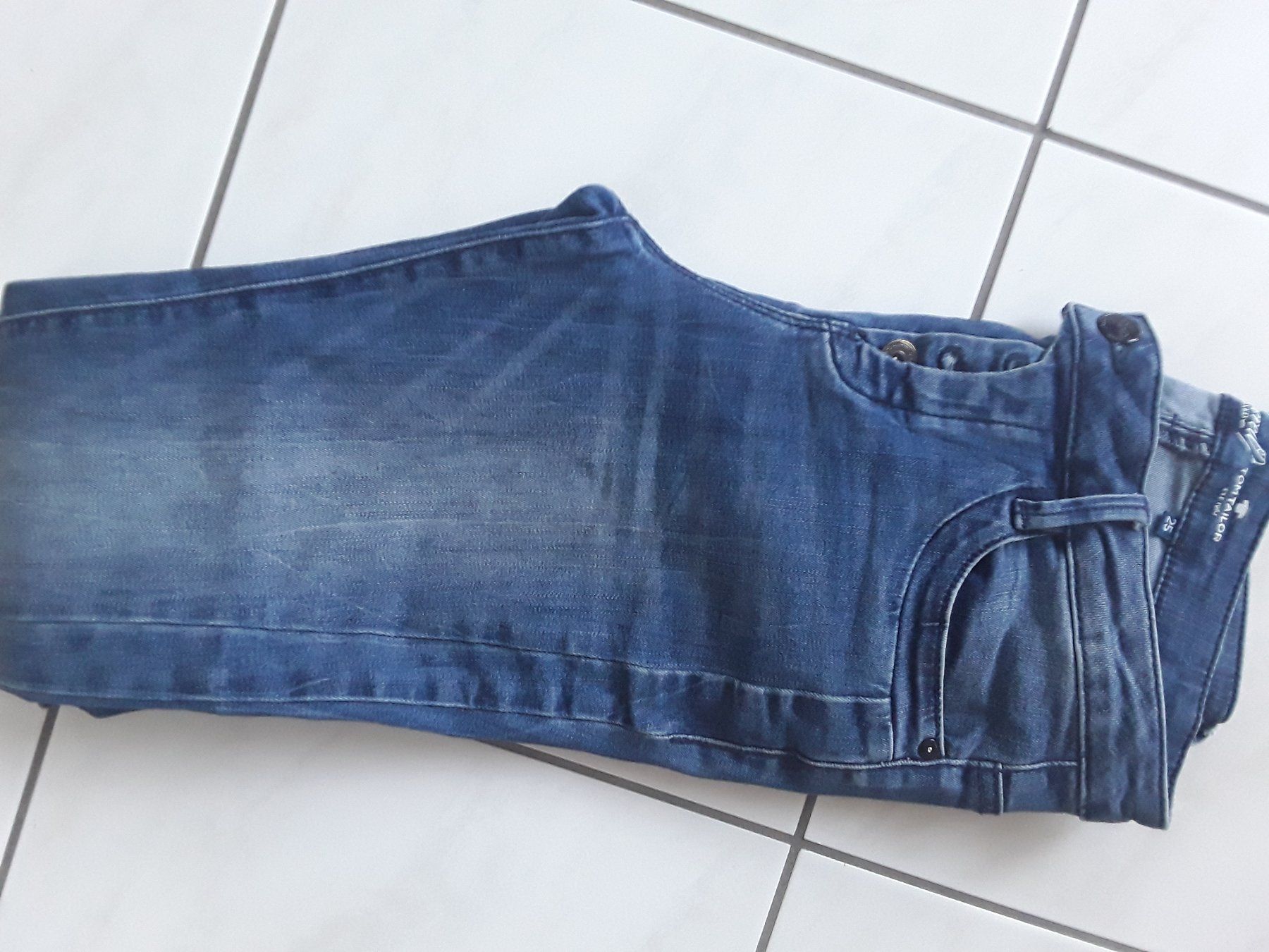 Tom Tailor Jeans: Neuwertige Tom Tailor Jeans 25 – Gebraucht aus Heimberg von Samprof 5