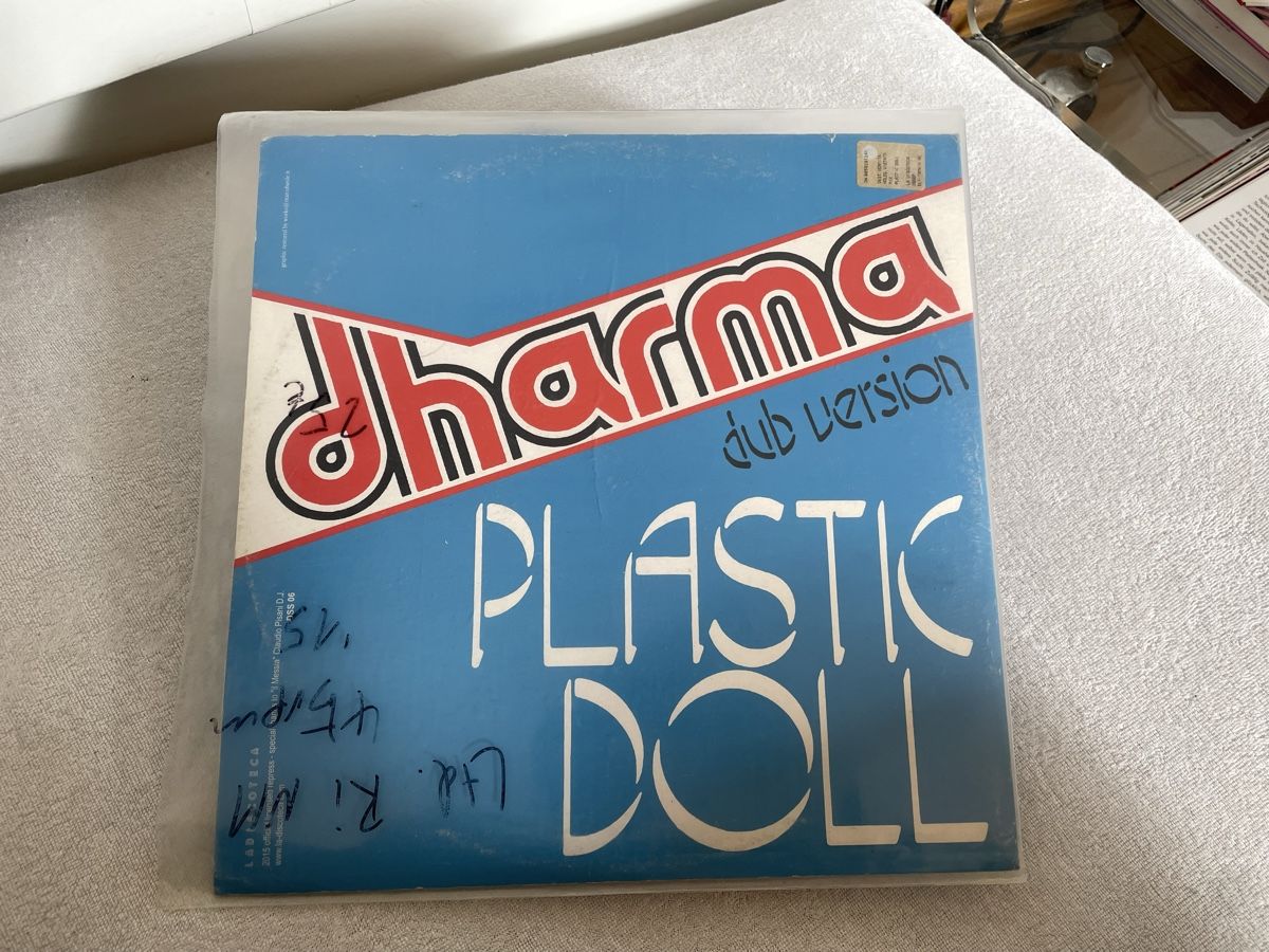 Schallplatten: Dharma Plastic Doll - Dub Version Maxi Single Italo Disco – Gebraucht aus Bern von var_kc7x