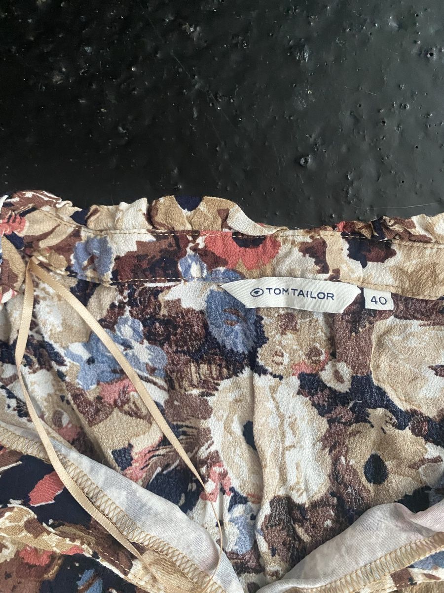 Tom Tailor Kleider: Tom Taylor Kleid, Blumenmuster  – Neu (gemäss Beschreibung) aus Zürich von LilySchlatter 1