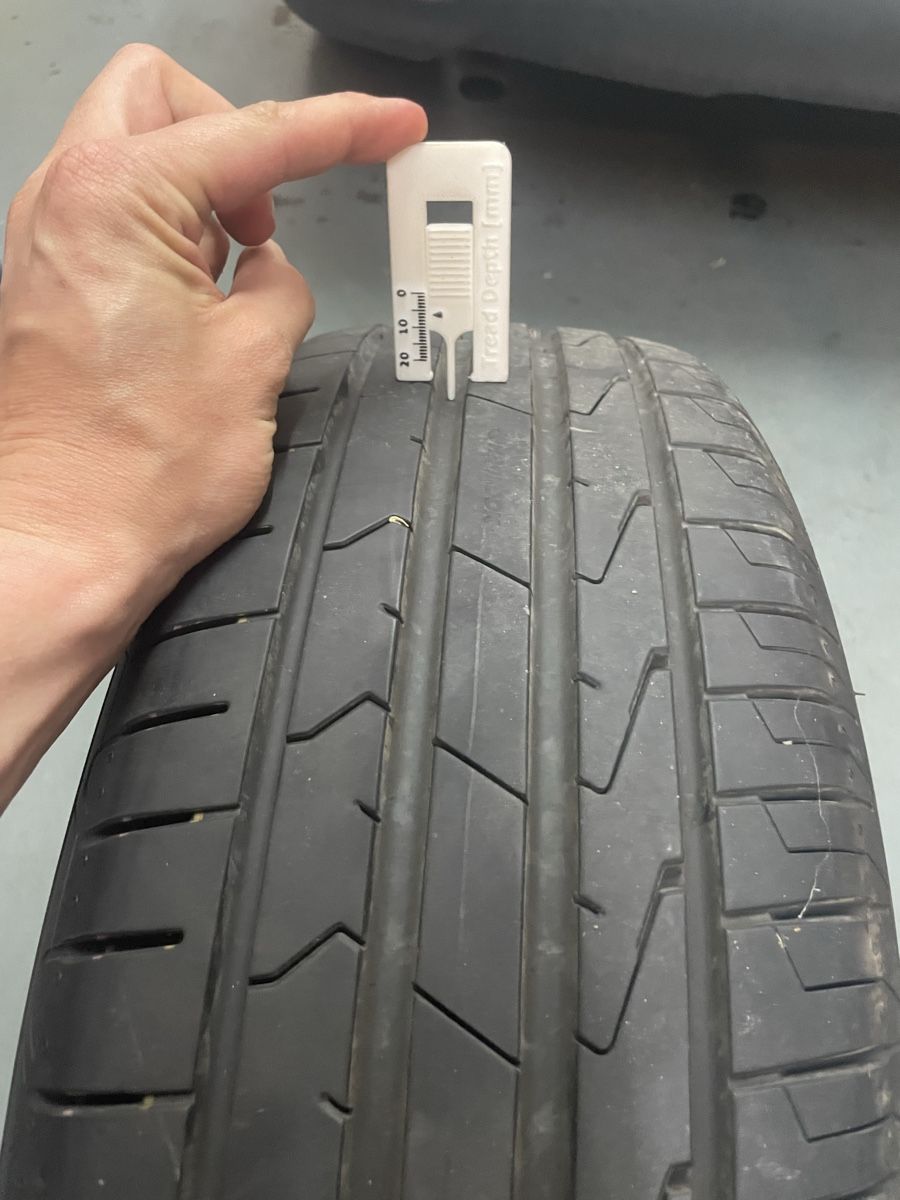 Pneumatici & Ruote complete: VW Caddy Sommerräder – Usato da Sirnach venduto da MotionModular 7