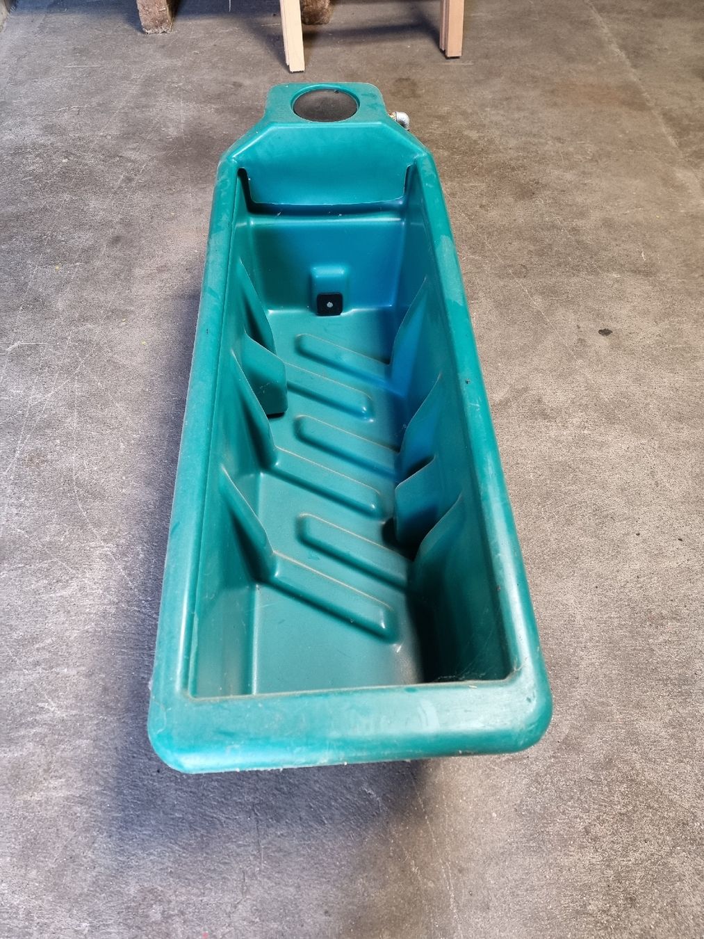 Behälter & Ähnliches: Suevia Tränke 200 l – Neu (gemäss Beschreibung) aus Gunzwil von TeamT