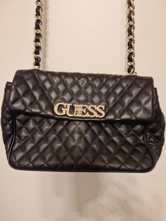 Guess Handtasche schwarz mit gold-Riemen