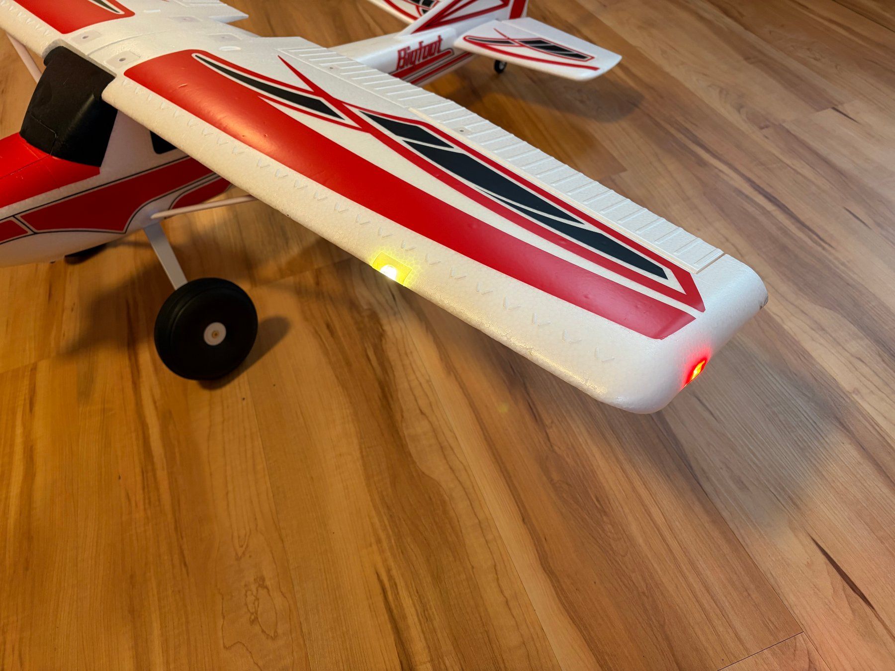 RC Kits de montage: Arrows Bigfoot mit Vector-Stabi – D'occasion à Therwil par Baros505 7