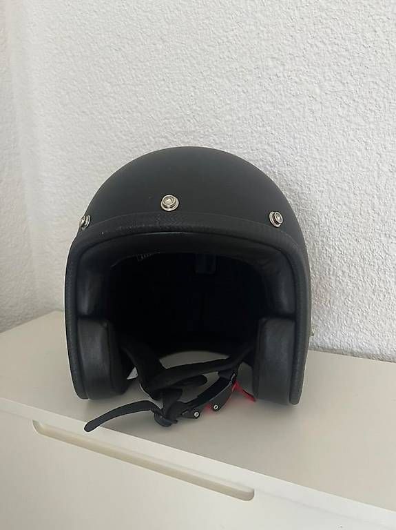 Caschi & visiere: Motorradhelm Pastello Gr.M – Usato da Bern venduto da timoosiegenthaler 1