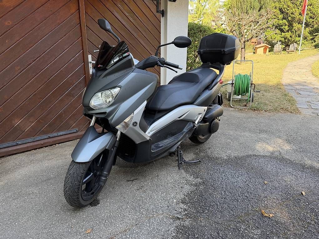 Yamaha Scooters: YAMAHA XMAX 250 – D'occasion à Onex par Ced196