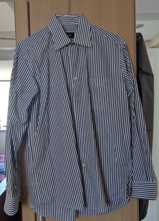 ORIGINAL Boss Langarmhemd blau-weiss gestreift Herren: Gr 40