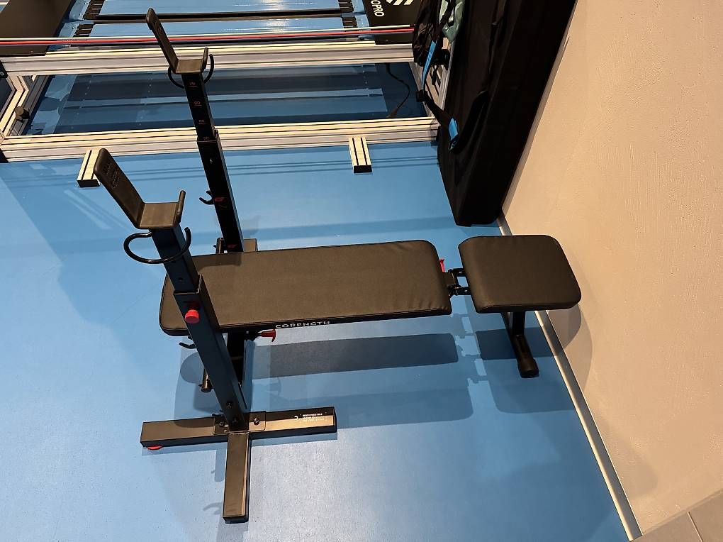 Hometrainer: Hantelbank – Usato da Winterthur venduto da ver_q92d 1