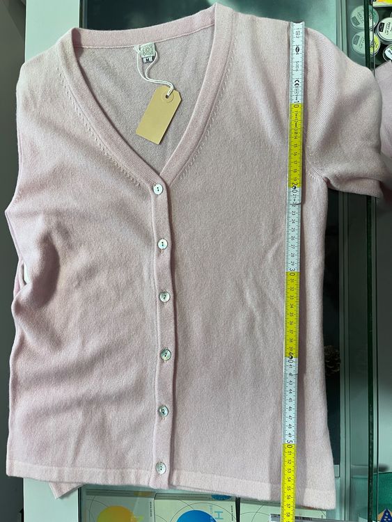Pullover & Sweatshirts: 100% Kaschmir Strickjacke Manoli Gr. S rosa – Neu (gemäss Beschreibung) aus Aarau von REVIVI 4