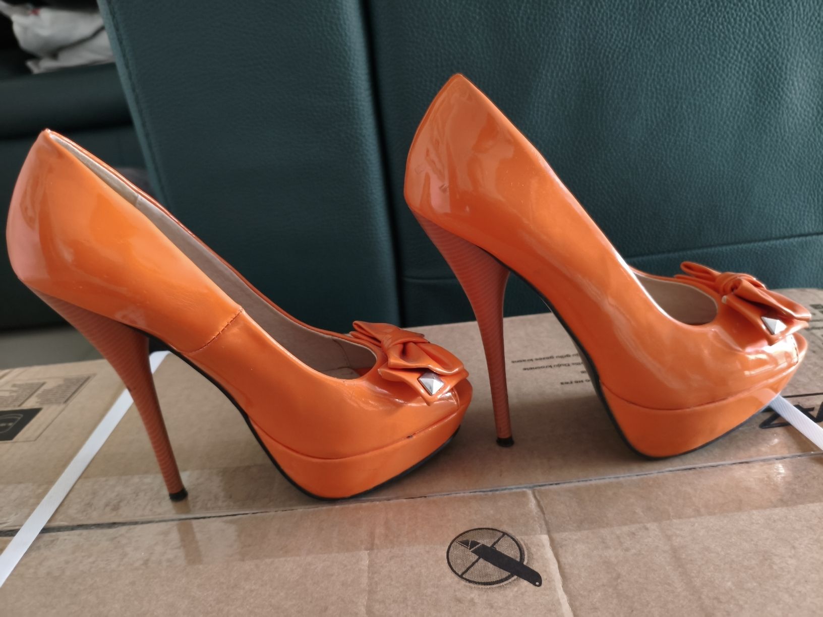 Scarpe da donna: Scarpe – Usato da Bioggio venduto da OresteIronix 1