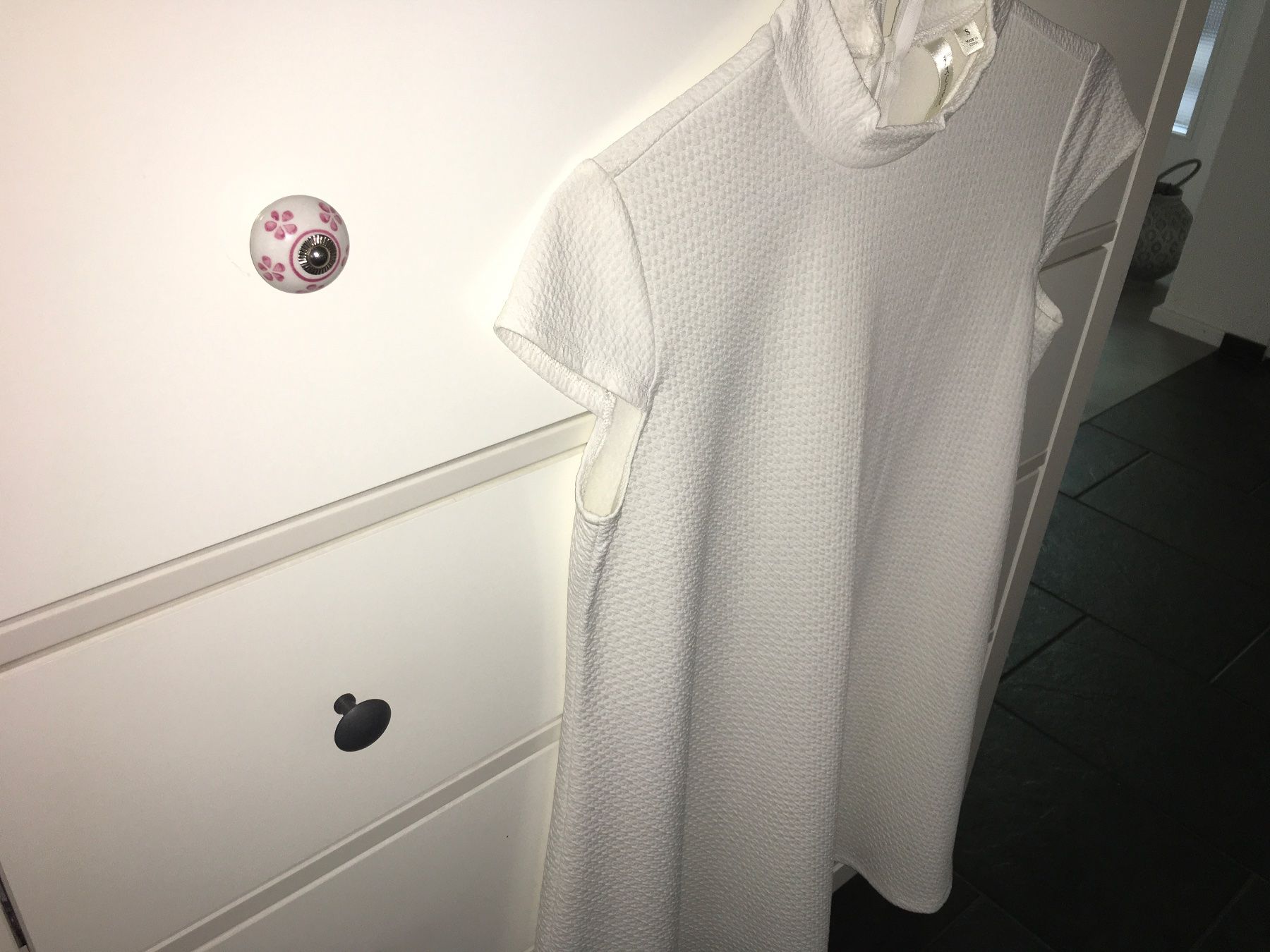 Asos Vestiti: offwhite  Kleid  Gr S   mit spez. Kragen U. Ärmeln – Nuovo (secondo la descrizione) da Goldau venduto da Rjn 1
