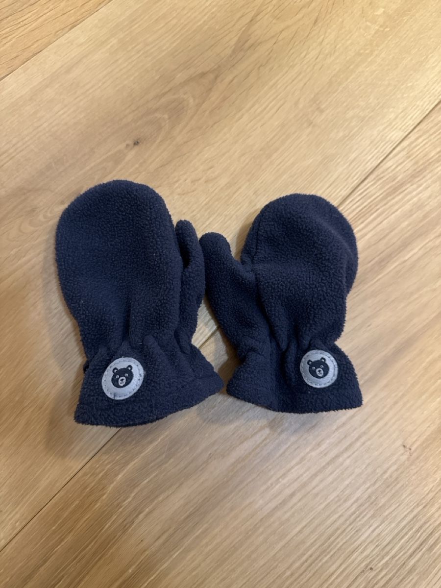 Guanti: Babyhandschuhe 6-12 Monate – Usato da Oltingen venduto da Funnyface