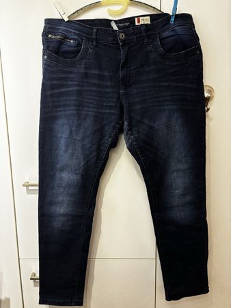 Dunkelblaue Damenjeans , Grösse 46