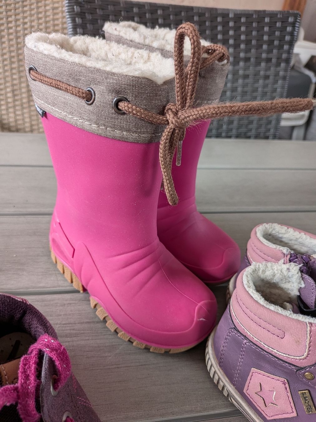 Ecco Schuhe für Mädchen: Kinderschuhe Set Ecco und weitere Grösse 25 gebraucht – Gebraucht aus Unteriberg von Minka99 2